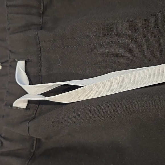 FIGS TECHNICAL COLLECTION MEN'S SCRUB PANTS. FM 4500T. SIZE X- LARGE TALL. BLACK - Picture 5 of 10